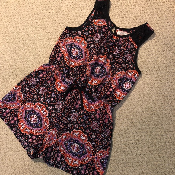 EUC Chic Print Zoe & Rose/Band of Gypsies Romper - Picture 3 of 4